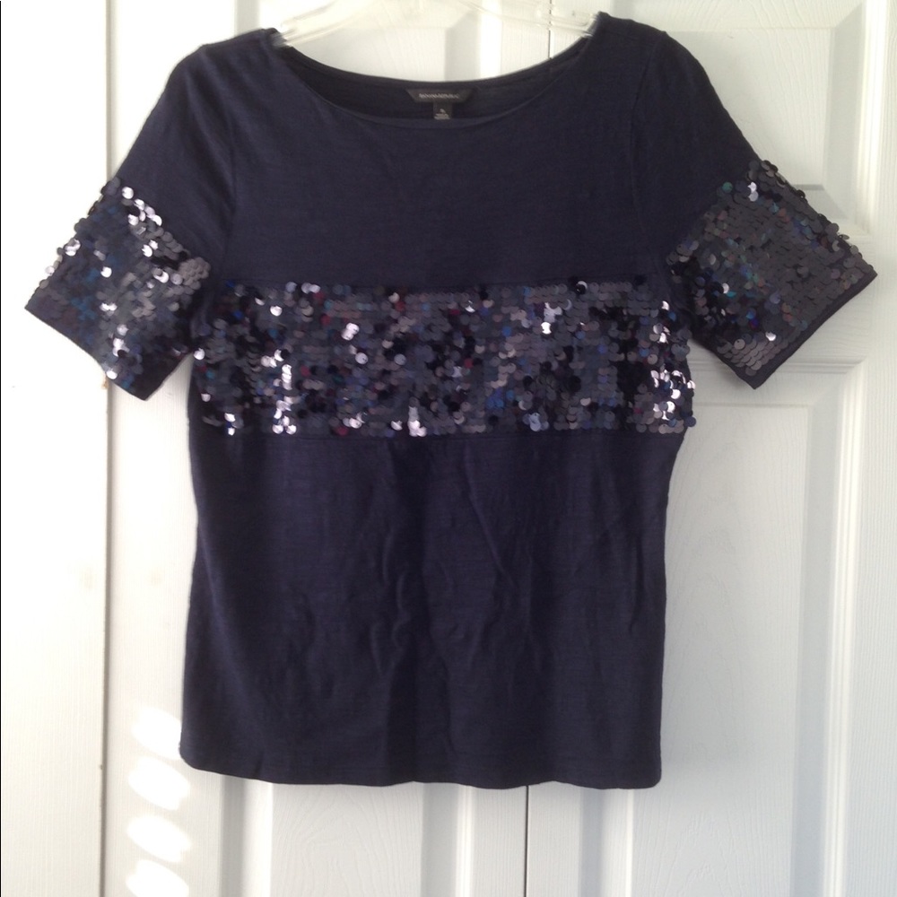 Sequined short sleeve top